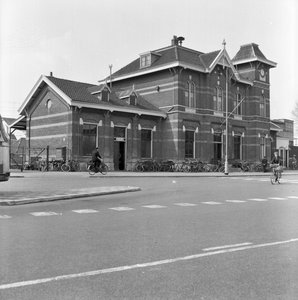 167181 Gezicht op het N.S.-station Almelo te Almelo.